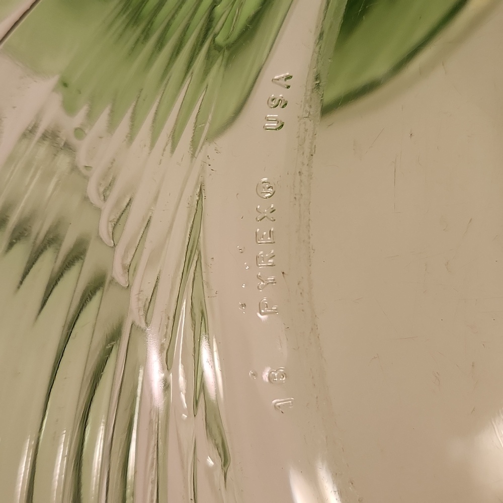 Pyrex Festiva Spring Green Swirl Glass Dinner Plates Set of 4 Vintage - Picture 5 of 5